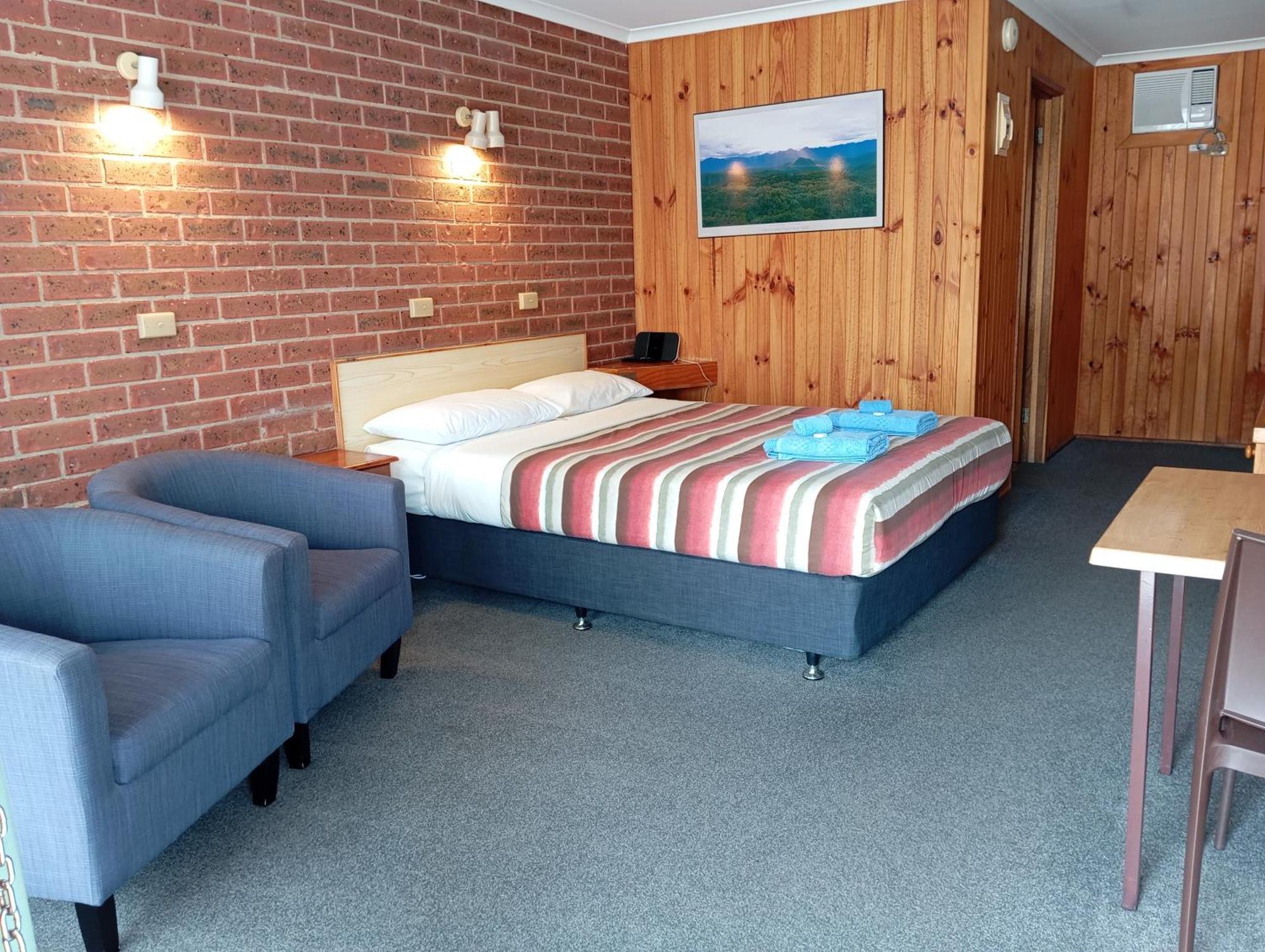 Orbost Country Road Motor Inn מראה חיצוני תמונה